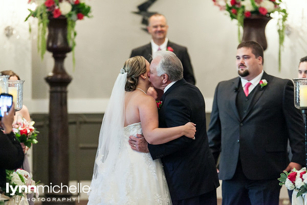 lynnmichelle_piazzainthevillagewedding (12)