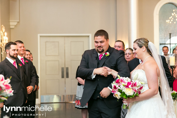 lynnmichelle_piazzainthevillagewedding (13)