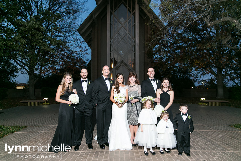 large family portrait outside marty leonard chapel in fort worth