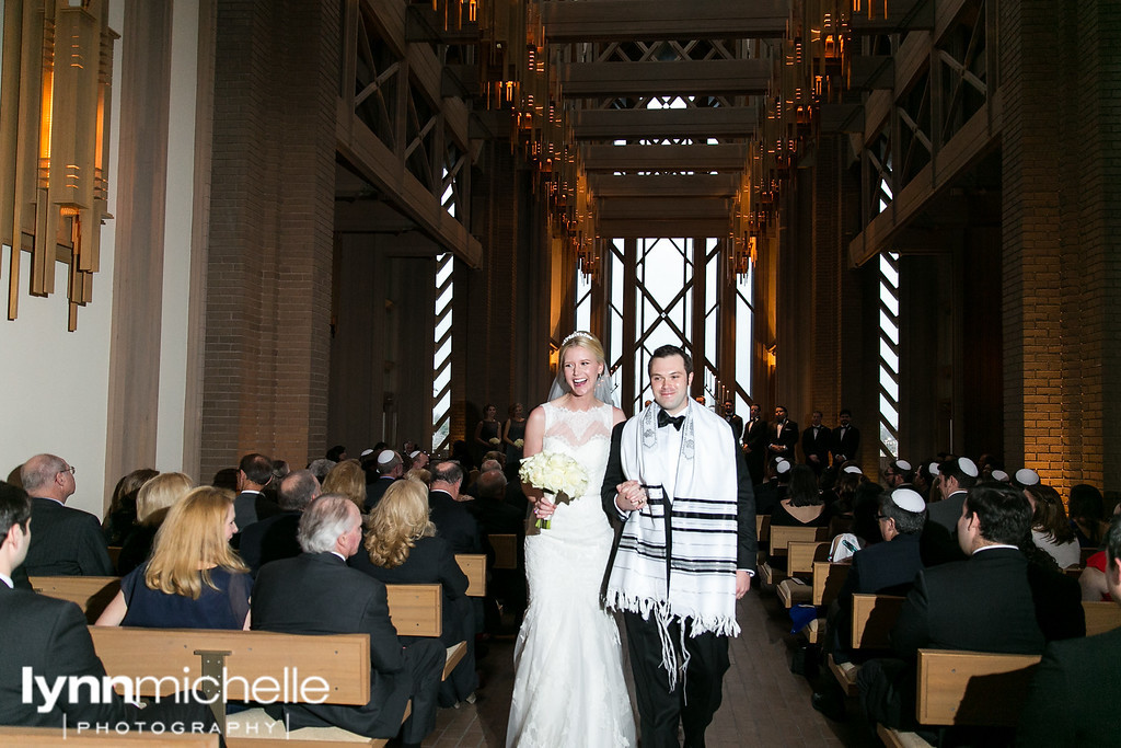 jewish bride and groom at marty leonard chapel in fort worth