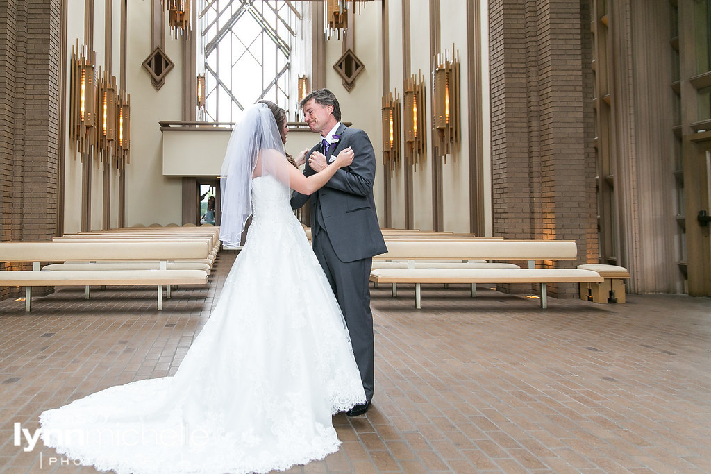 bride seeing dad at mlc in ft worth