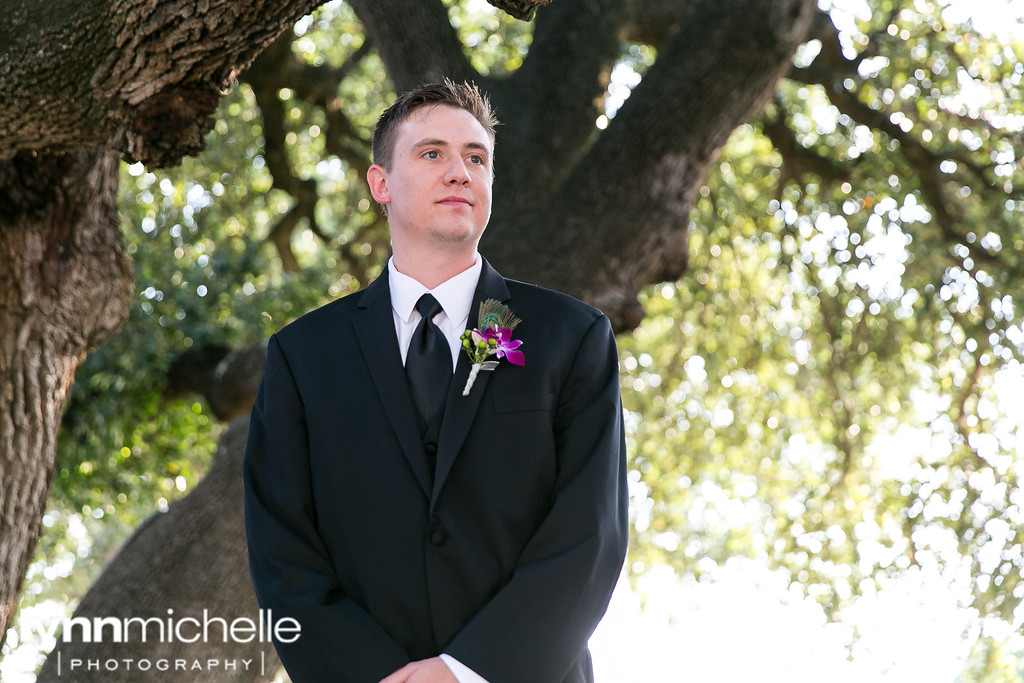 groom seeing bride for first time