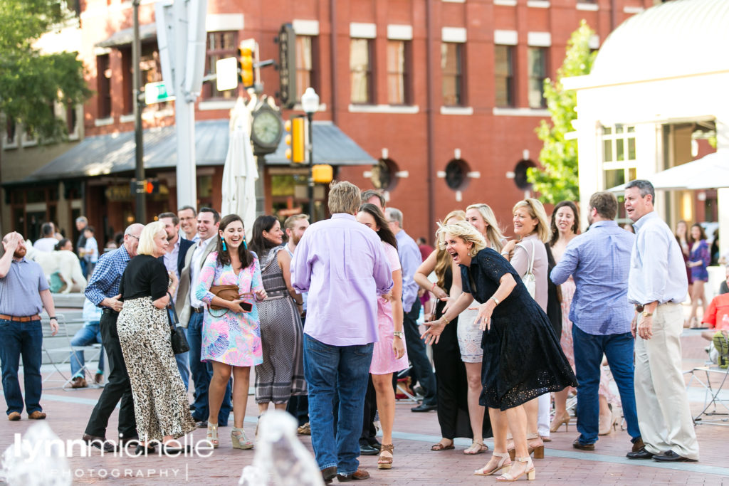 fort worth wedding proposal at sundance square