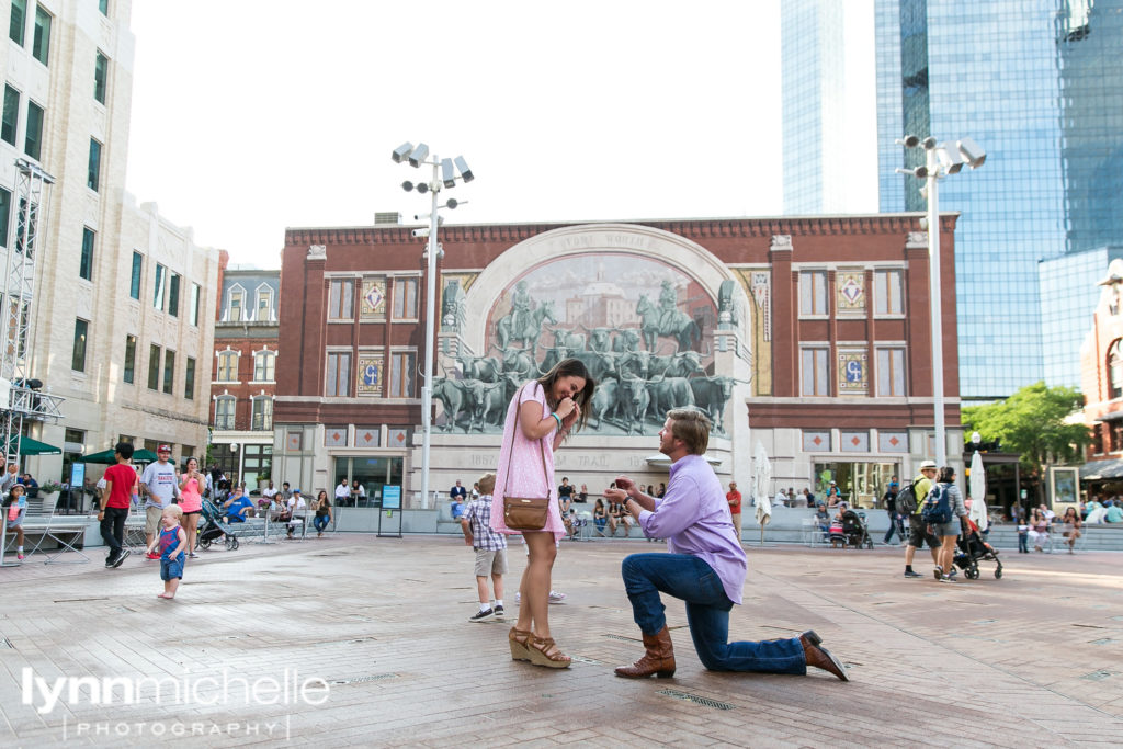 fort worth wedding proposal at sundance square